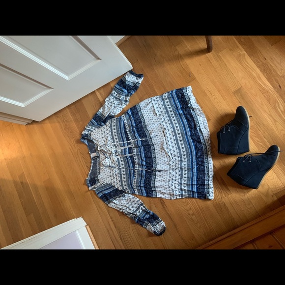 SOLD Blue Boho Prairie Printed Lace Up Tunic/Dress - Picture 2 of 5